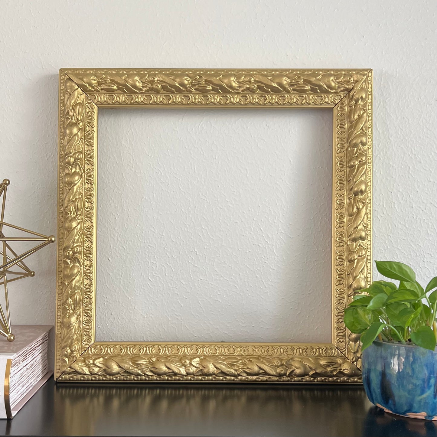 12x12" Vintage Metallic Gold Frame