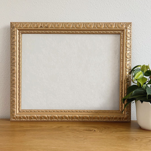 14x18" Yellow Gold Frame
